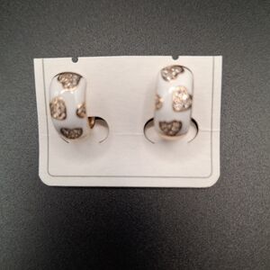 Elegant White and Gold Heart Earrings